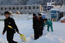 雪の始業式１