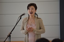 日比野愛子氏